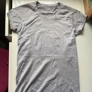 Lulu lemon swiftly tech short sleeve
